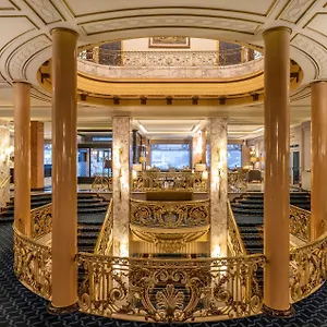 El Avenida Palace מלון